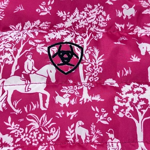 Ariat Emma Reversible Insulated Vest - Picture 6 of 11